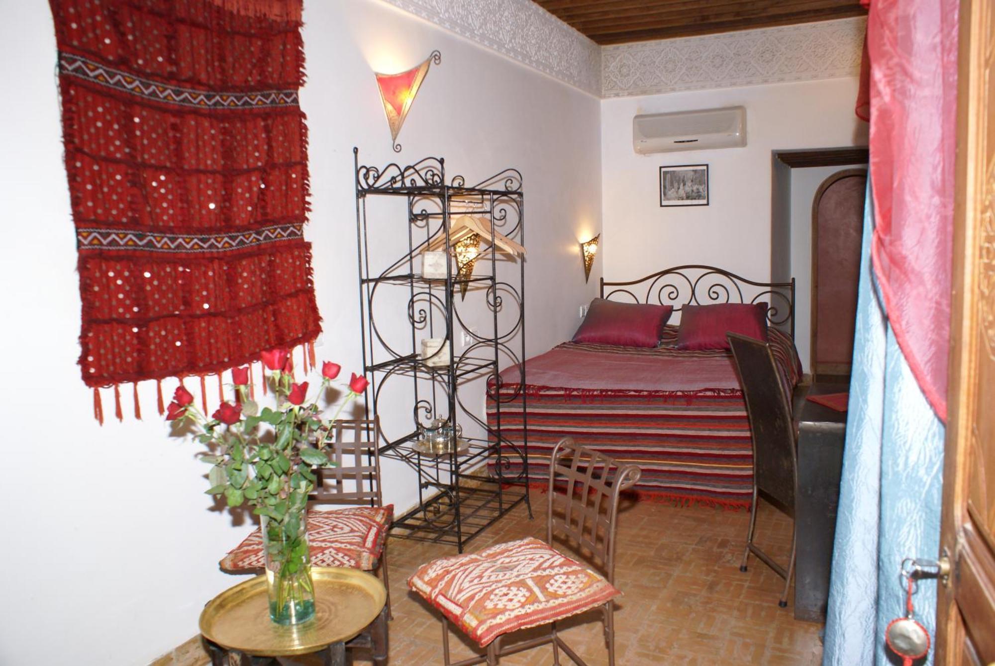 Riad Attarine Φεζ Εξωτερικό φωτογραφία