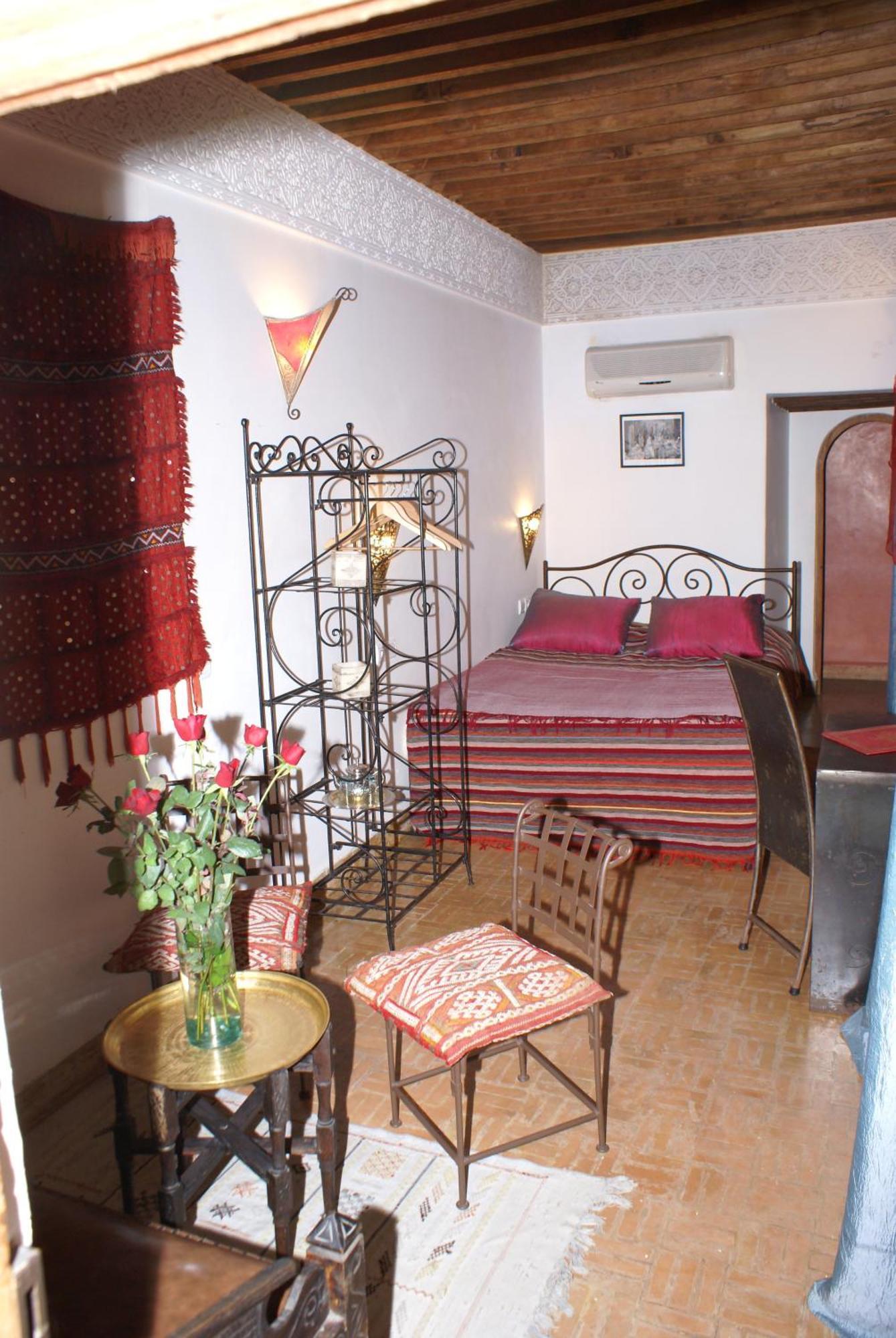 Riad Attarine Φεζ Εξωτερικό φωτογραφία