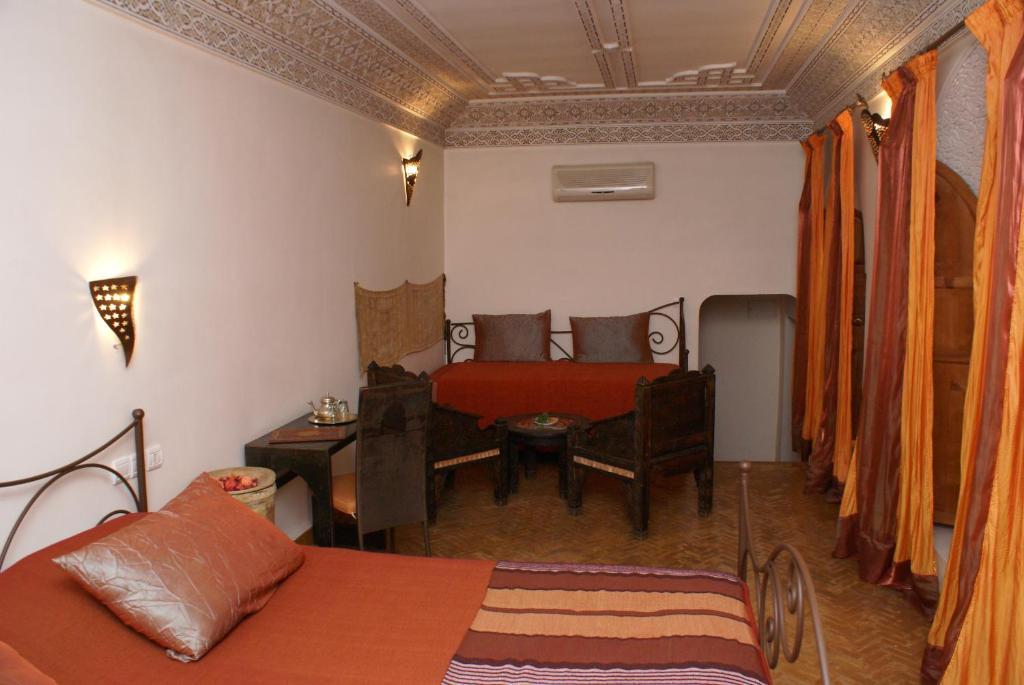 Riad Attarine Φεζ Δωμάτιο φωτογραφία